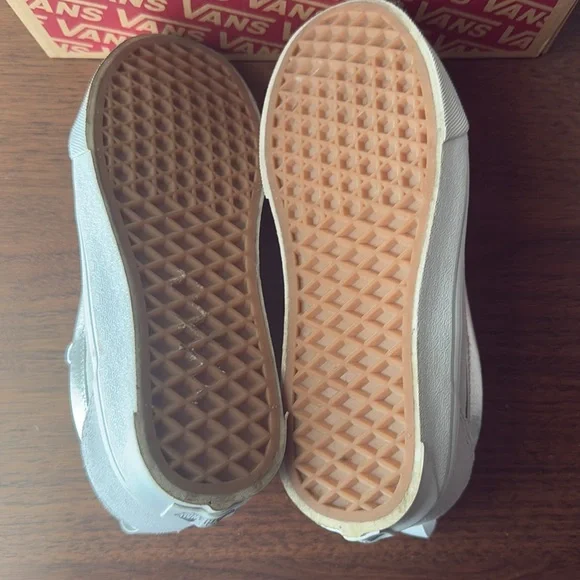 Vans Knu Skool Sneakers - Picture 5 of 5